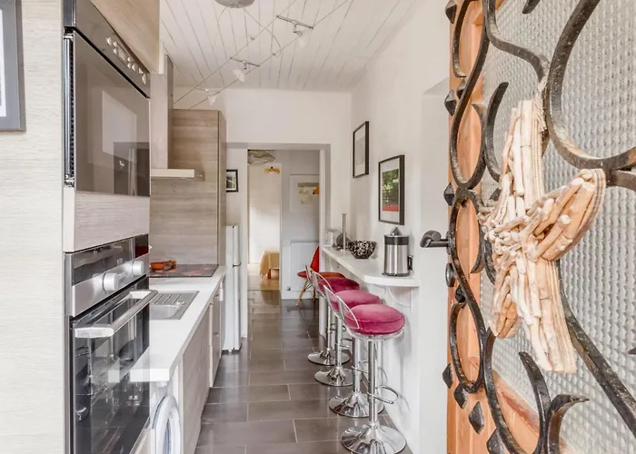 Girofle By Interhome Lejlighed